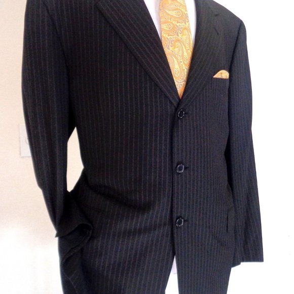 BRIONI FOR NEIMAN MARCUS 2 PIECE SUIT SIZE 48 R - Picture 3 of 8